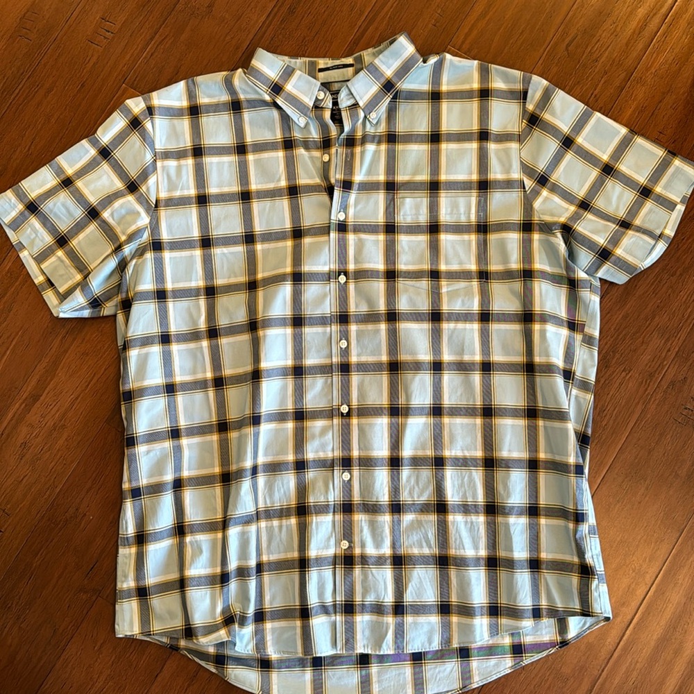 Lands' End Plaid Short-Sleeve Shirt. XXL/T